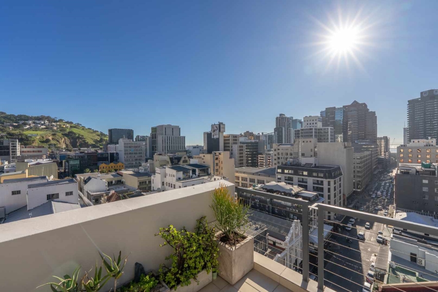 2 Bedroom Property for Sale in Cape Town City Centre Western Cape